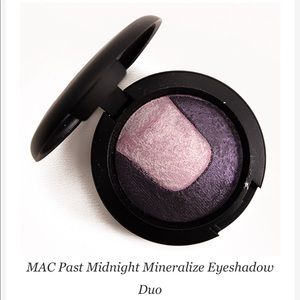 MAC Past Midnight Mineralize Eyeshadow Duo